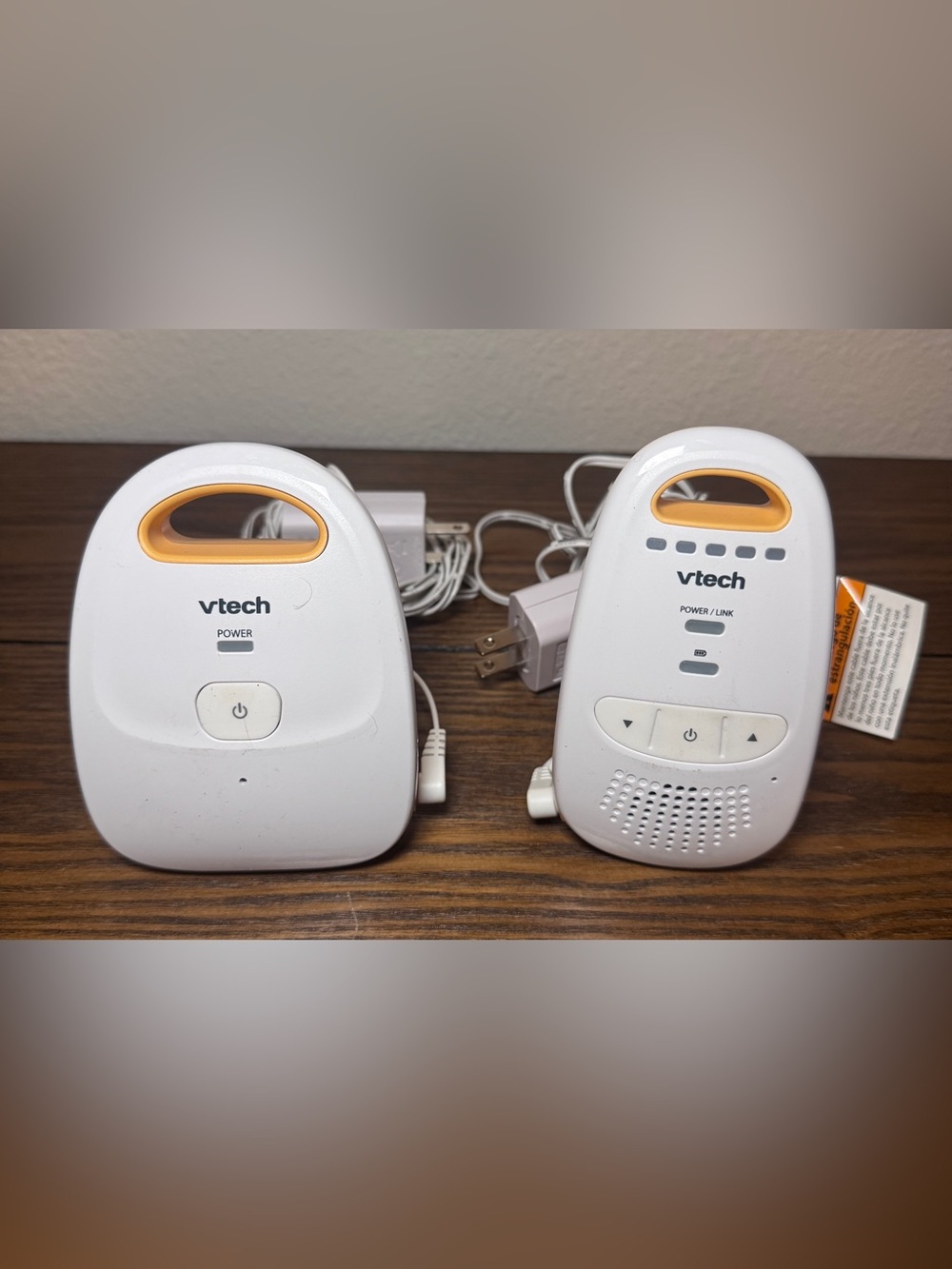 Vtech Safe & Sound DM111 Digital Audio Baby Monitor with Parent Unit AC Adapter